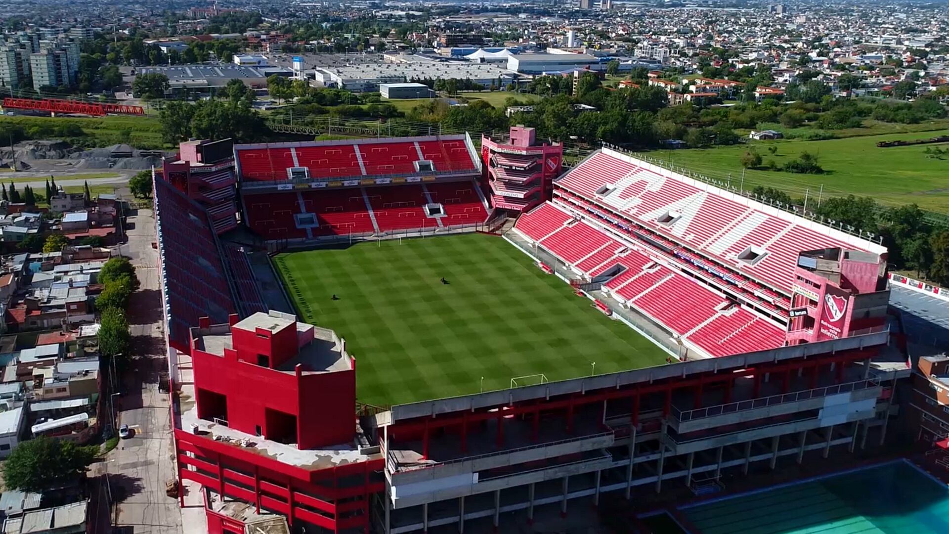 Dos tribunas del estadio no podrán ser utilizadas (Infobae)