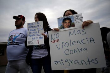 Protesta de migrantes en El Paso, Texas (Reuters)