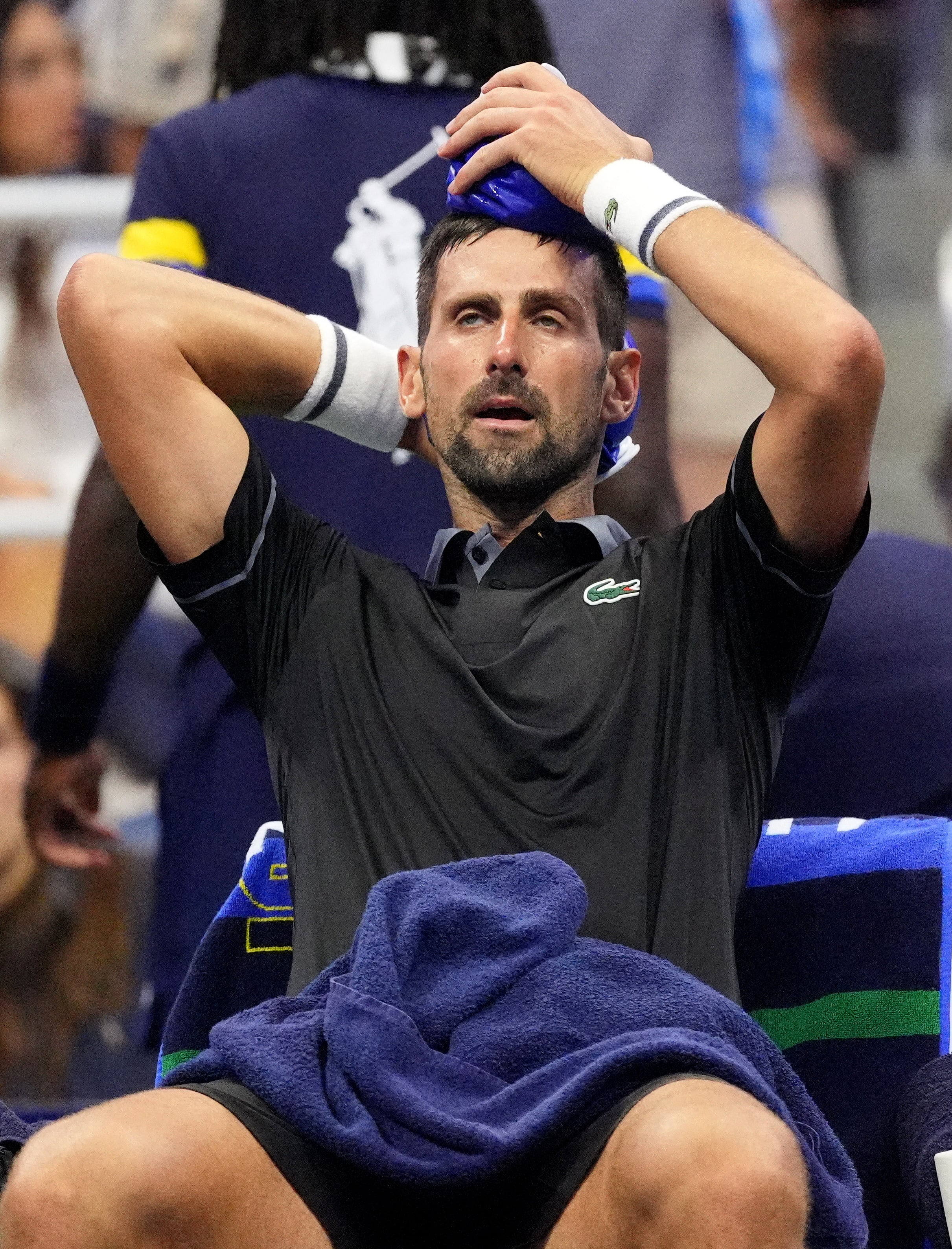 Djokovic al límite en el US Open: vomitó en el maratónico partido ante Mariano Navone y reavivó las dudas sobre su estado físico (REUTERS/Robert Deutsch)