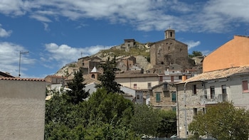 Se abre una investigación por el homicidio de una madre y su hija en Navidad: de una intoxicación alimentaria a un envenenamiento con ricina