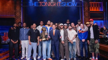 La insólita cábala que volvió campeones a los Knicks y que Jimmy Fallon escondió en el techo de su estudio