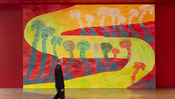 El paisaje y el cuerpo como identidad se redefinen en una muestra en Fundación Santander