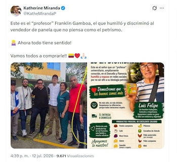 Katherine Miranda compartió una fotografía del docente junto al ministro de Educación - crédito @KatheMirandaP/X