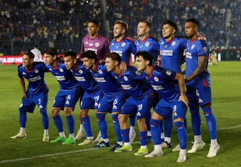 Soccer Football - Liga MX - Final - First Leg - America v Cruz Azul - Estadio Ciudad de los Deportes, Mexico City, Mexico - May 23, 2024 Cruz Azul players pose for a team group photo before the match REUTERS/Henry Romero