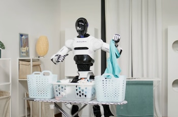 robots - humanoides - robot 4NE-1 - Qualcomm - tecnología - 3 de agosto