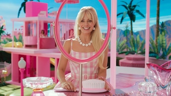 “Barbie 2″ en crisis: Warner Bros. y el equipo creativo aún no logran cerrar un acuerdo
