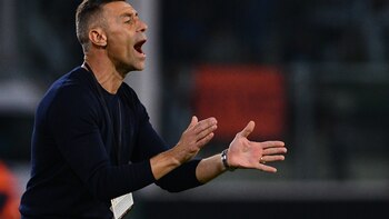 2-1. Bragantino deja al borde