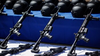 Israel armó a las defensas civiles de la frontera norte con 9.000 rifles para prevenir un ataque similar al del 7 de octubre