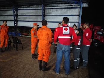 La Cruz Roja Salvadoreña desplegó equipos en todo El Salvador desde la alerta verde./ (Cruz Roja Salvadoreña)