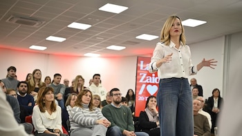Alegría lanza su candidatura a