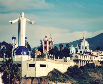 Conocido como Cristo Rey 2000,