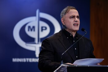 Saab anunció que el Ministerio Público iniciará una investigación penal sobre el sitio web que contiene las actas electorales recopiladas por la oposición (EFE)