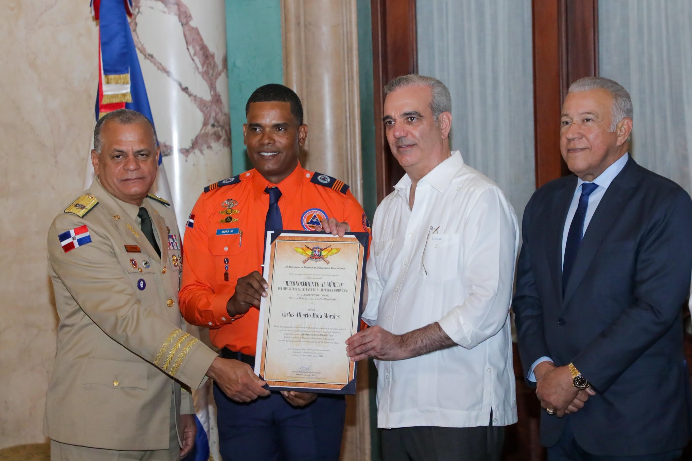 República Dominicana recibe la Orden Héroe de Venezuela por la ayuda enviada tras los sismos