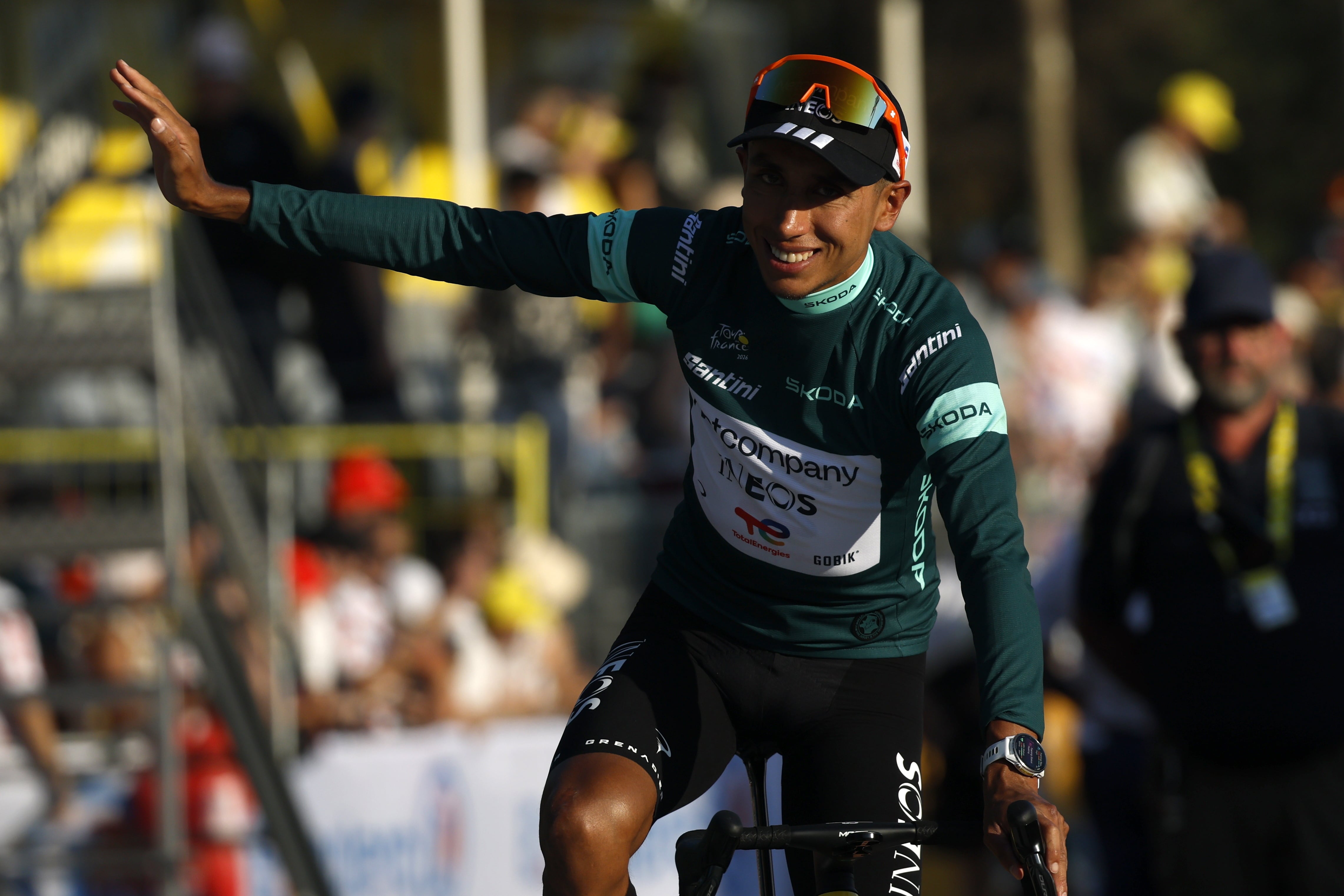 El ciclista colombiano Egan Bernal of Netcompany Ineos Cycling durante la primera etapa del Tour de Francia, una contrarreloj por equipos de 19,6 kilómetros este sábado en Barcelona - crédito Guillaume Horcajuelo/EFE