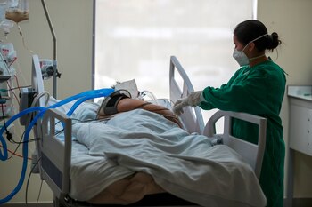 Ecuador registró 571 nuevos casos