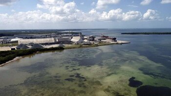 La planta de aguas residuales