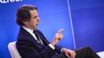 Aznar y Ana Botella aparecen