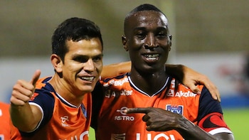 Osnar Noronha (izquierda) y Yorleys