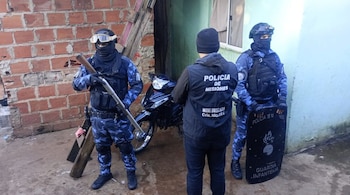 Los allanamientos se realizaron en los barrios A-4 y Los Lapachitos. Gentileza