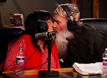 La esposa de Phil, Miss