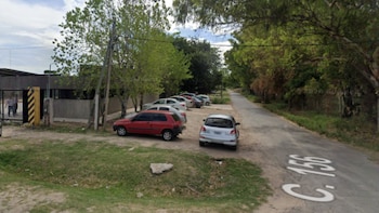 Un policía se defendió a los tiros de un intento de robo en La Plata y dos delincuentes resultaron heridos