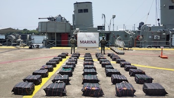 Golpe al narco en altamar: suman 3.5 toneladas de cocaína asegurada en costas del Pacífico mexicano en dos días