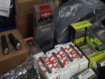 Un arsenal de herramientas donadas