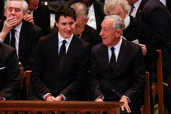 Justin Trudeau durante el funeral