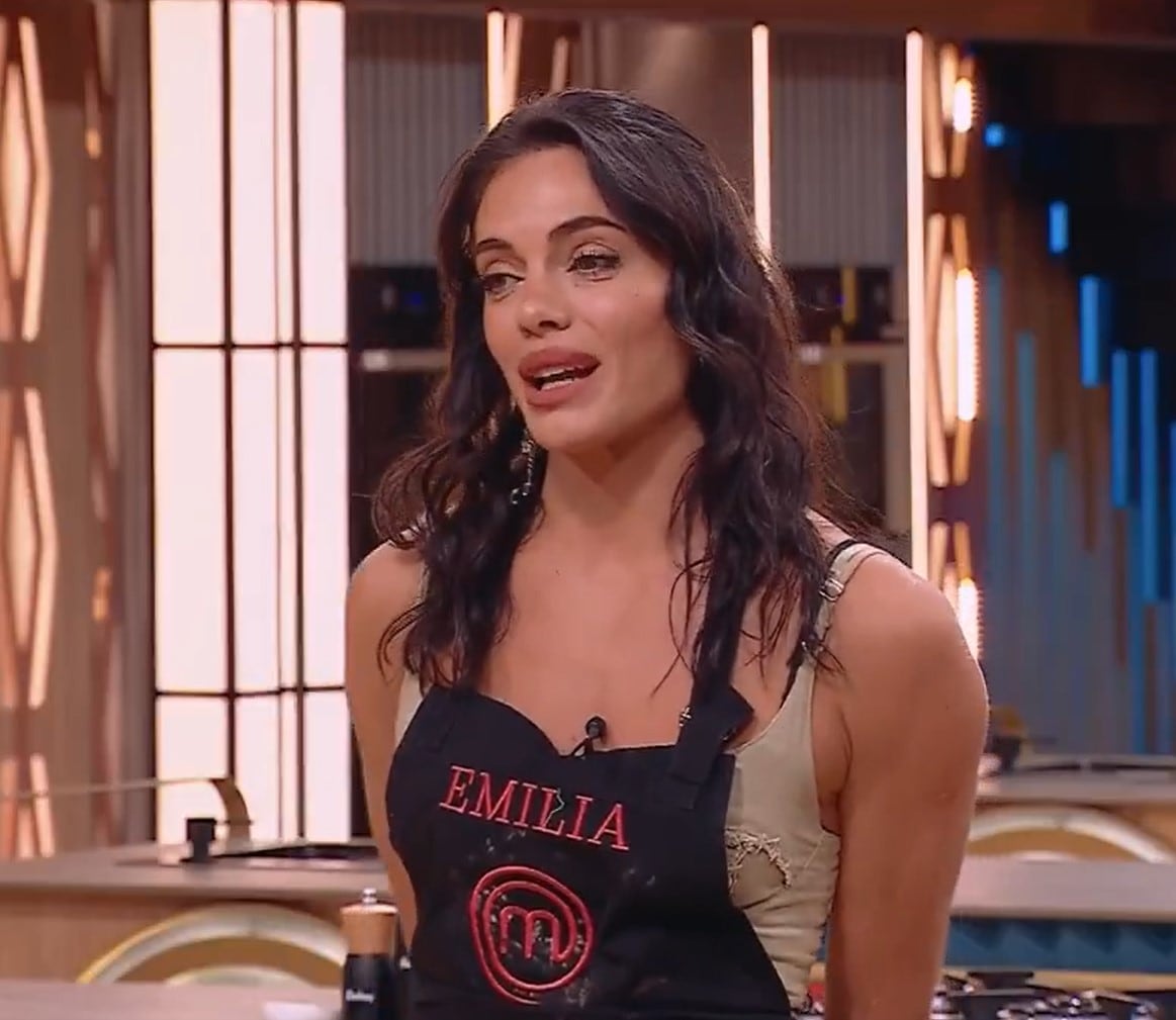 Emilia Attias se convirtió en la participante número 12 eliminada de MasterChef Celebrity tras una evaluación técnica sobre la temperatura y los tiempos de cocción