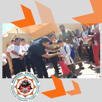 La imagen de la condecoración subida por el cuartel de Bomberos Voluntarios de Santa Rosa de Calamuchita en las redes sociales