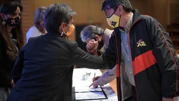 Secretaría de Educación firma acuerdos