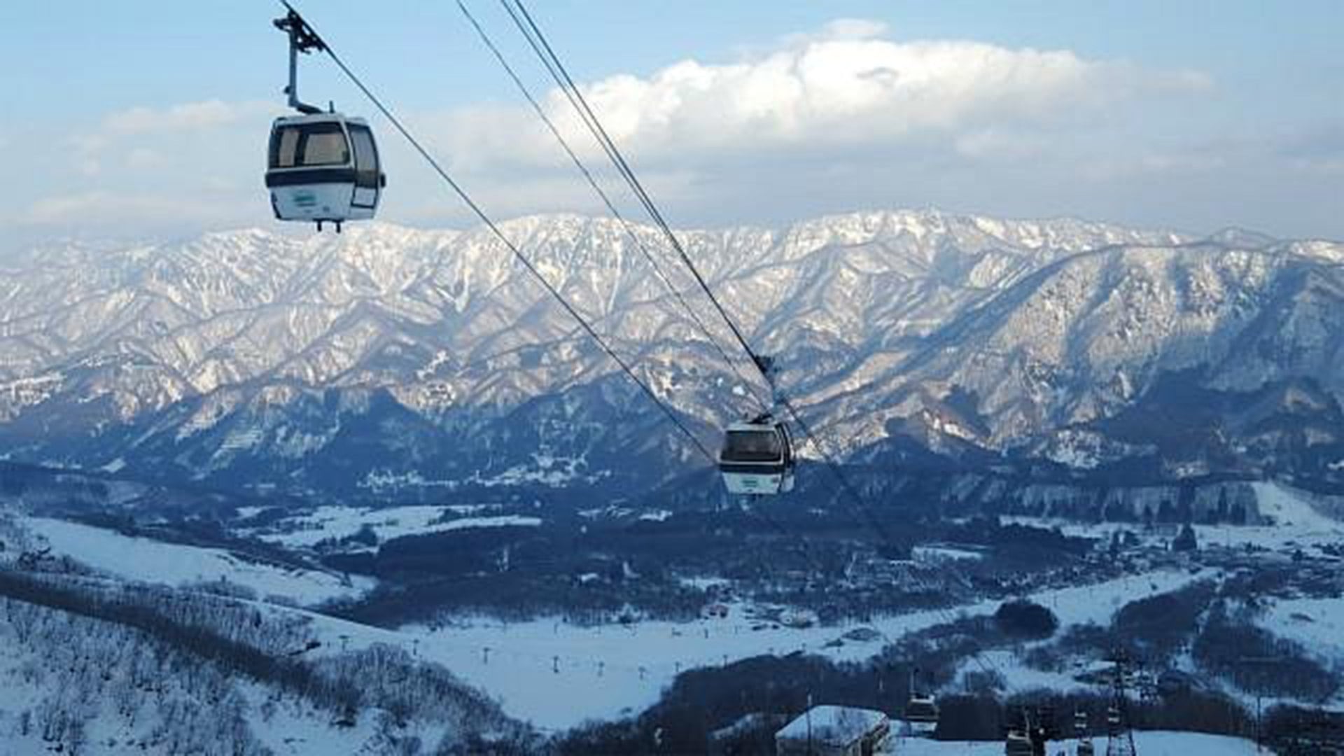 La joven quedó atrapada en un telesilla mientras practicaba snowboard en la prefectura de Nagano