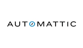 La palabra Automattic escrita en letras mayúsculas negras sobre fondo blanco, con la letra o diseñada como un círculo azul y una barra interior