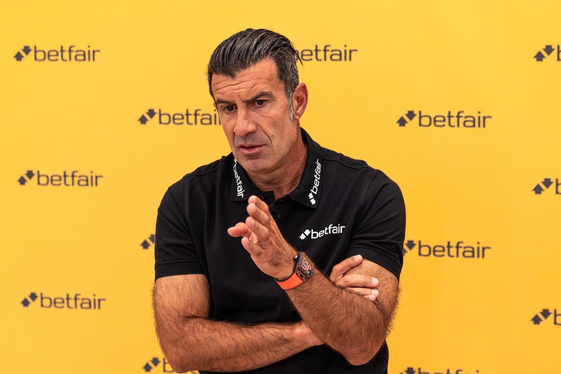 Luis Figo, sobre el Clásico: "El Real Madrid seguramente tendrá opciones a la contra"
