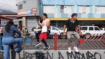 Chavistas y comunas marchan en