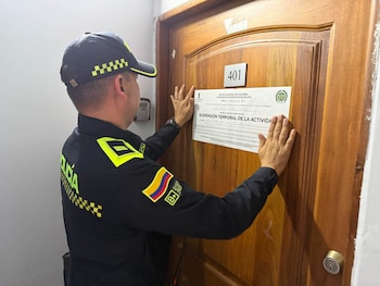 La Secretaría de Turismo indicó que los operativos buscan exigir requisitos legales, proteger el uso residencial y prevenir delitos contra niños, niñas y adolescentes - crédito Alcaldía de Medellín