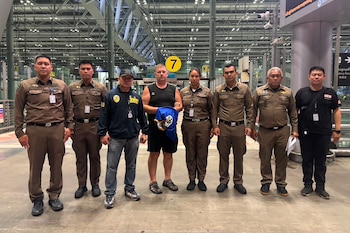 Simon Peter Carman detenido por asesinato en Tailandia