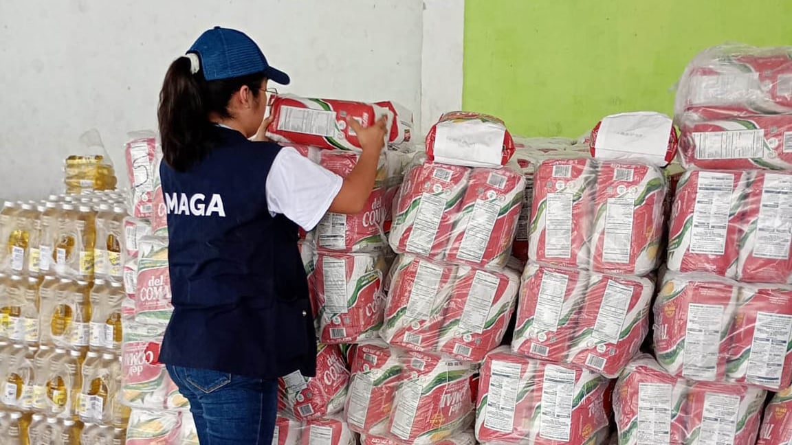 Un operativo logístico nunca antes registrado busca paliar carencias y responde a necesidades urgentes en lugares aislados y empobrecidos (Foto cortesía MAGA)