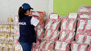 Un operativo logístico nunca antes registrado busca paliar carencias y responde a necesidades urgentes en lugares aislados y empobrecidos (Foto cortesía MAGA)