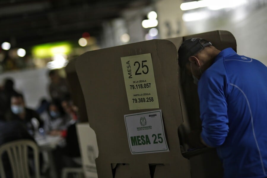 El operativo electoral contempla participación activa en los Puestos de Mando Unificado, donde se coordina la respuesta ante eventualidades y amenazas cibernéticas - crédito Sergio Acero / Colprensa
