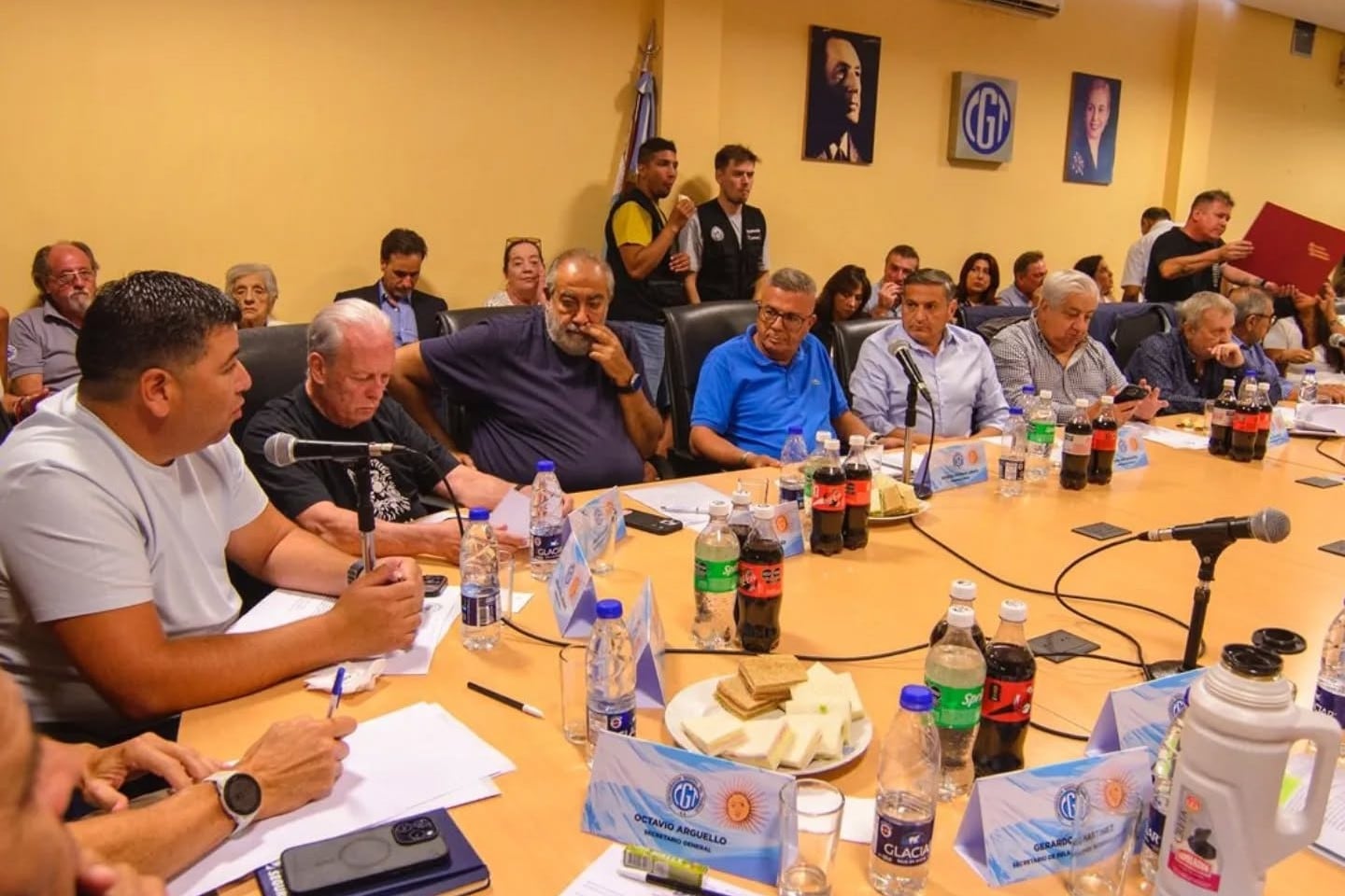 El Consejo Directivo de la CGT descartó los paros y se movilizará al Congreso contra la reforma laboral