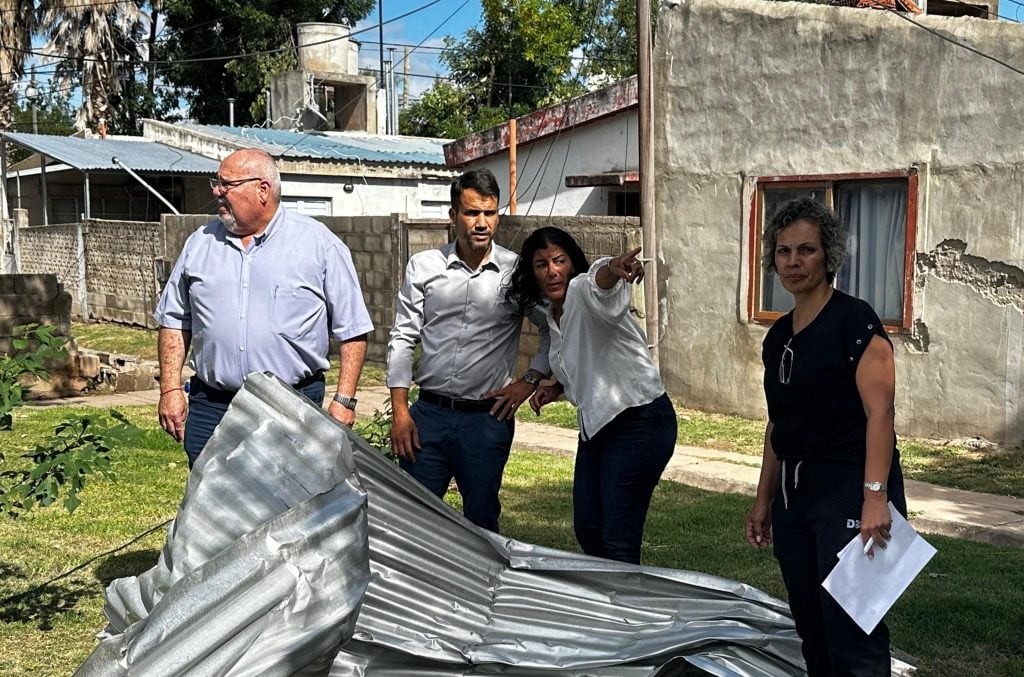 El ministro de Desarrollo Social de Córdoba recorrió Coronel Moldes y La Carlota con sus respectivos jefes comunales
