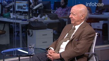 Jorge Edwards entrevistado en el