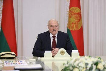 Alexander Lukashenko busca perpetuarse en