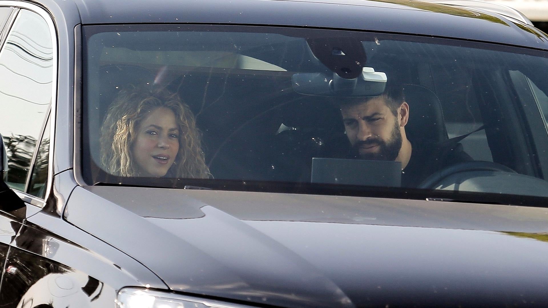 Los paparazzi captaron a la colombiana junto a Piqué en España cuando apenas empezaba su relación - crédito The Grosby Group