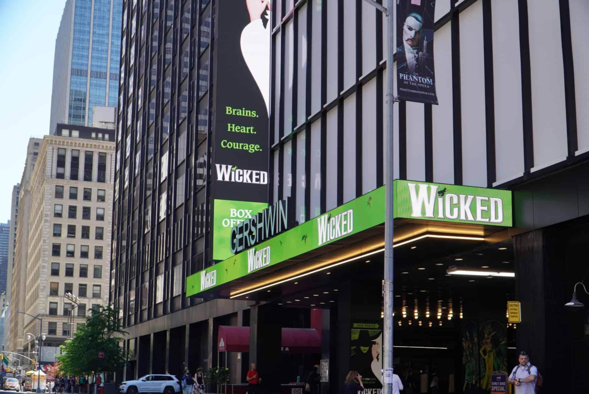 El exitoso musical del Gershwin Theatre integra una cartelera que combina clásicos de Broadway con producciones más recientes.