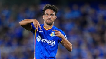 El centrocampista español Luis Milla ficha por el Como de Cesc Fàbregas hasta 2029