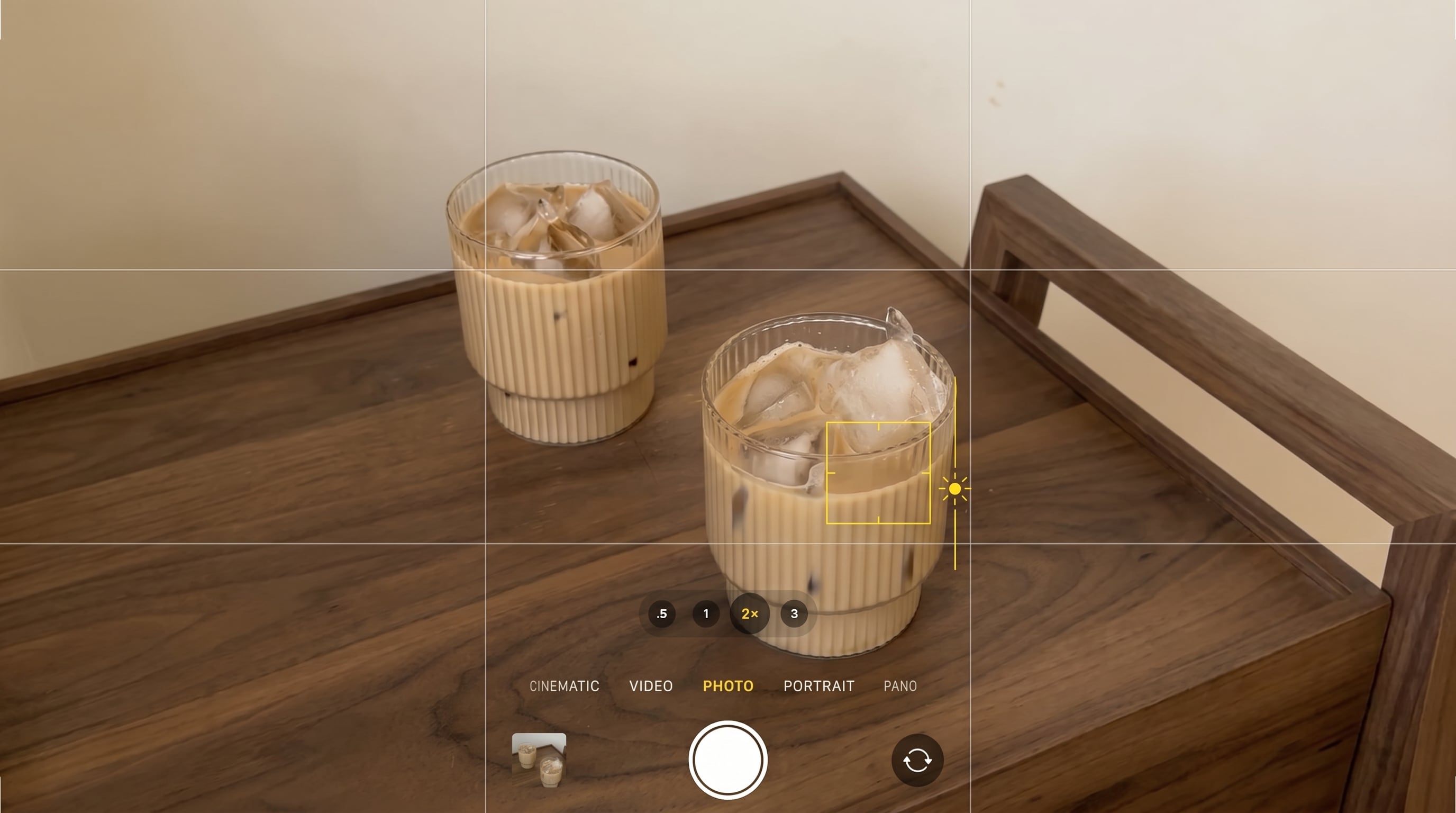 El auge del café en redes sociales redefine la manera en que los jóvenes comparten y muestran sus experiencias. (Imagen Ilustrativa Infobae)
