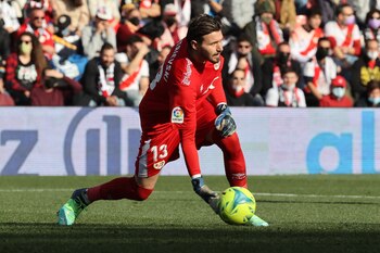 El guardameta macedonio del Rayo