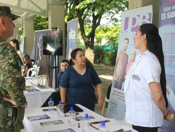 Feria de empleo y educación
